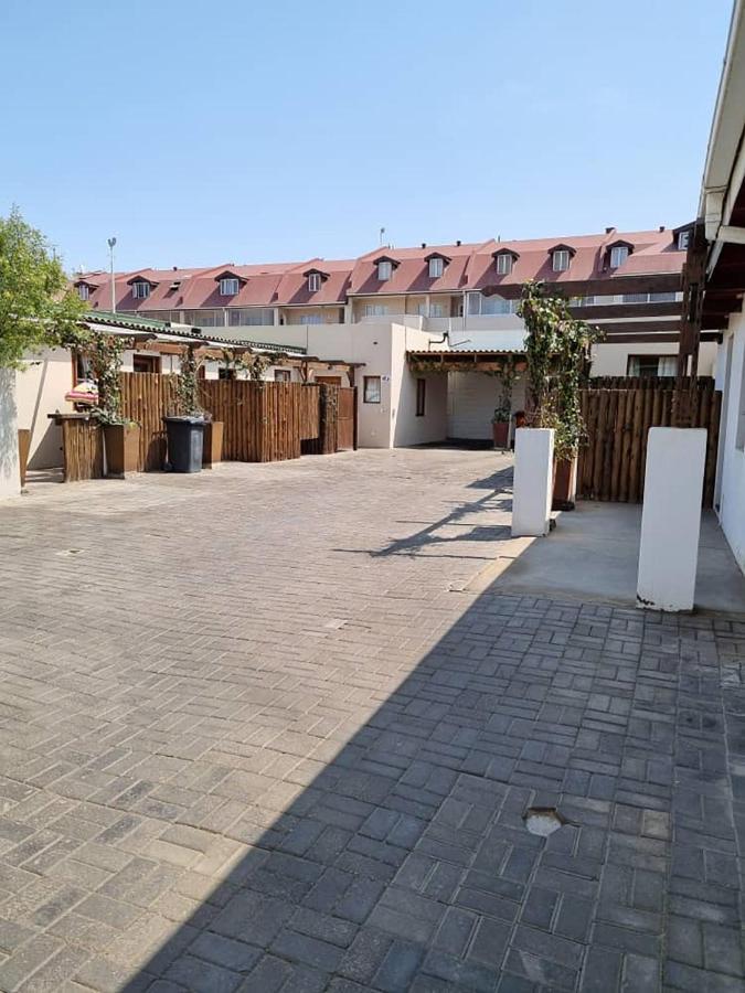 Eazy Sleep Accommodation Swakopmund Luaran gambar